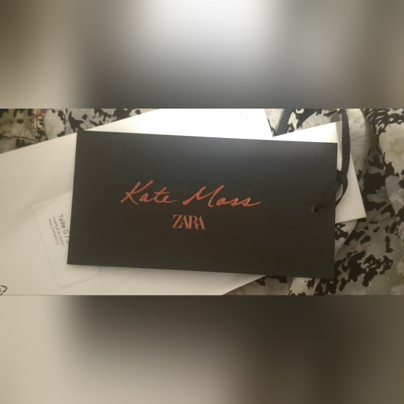 Zara x Kate Moss Silk Floral Asymmetrical Ruffle Mini Dress – Size L – NWT - Picture 5 of 7